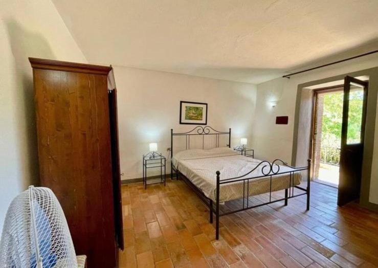 Rustico Jacuzzi & Wine La Collina Exterior foto